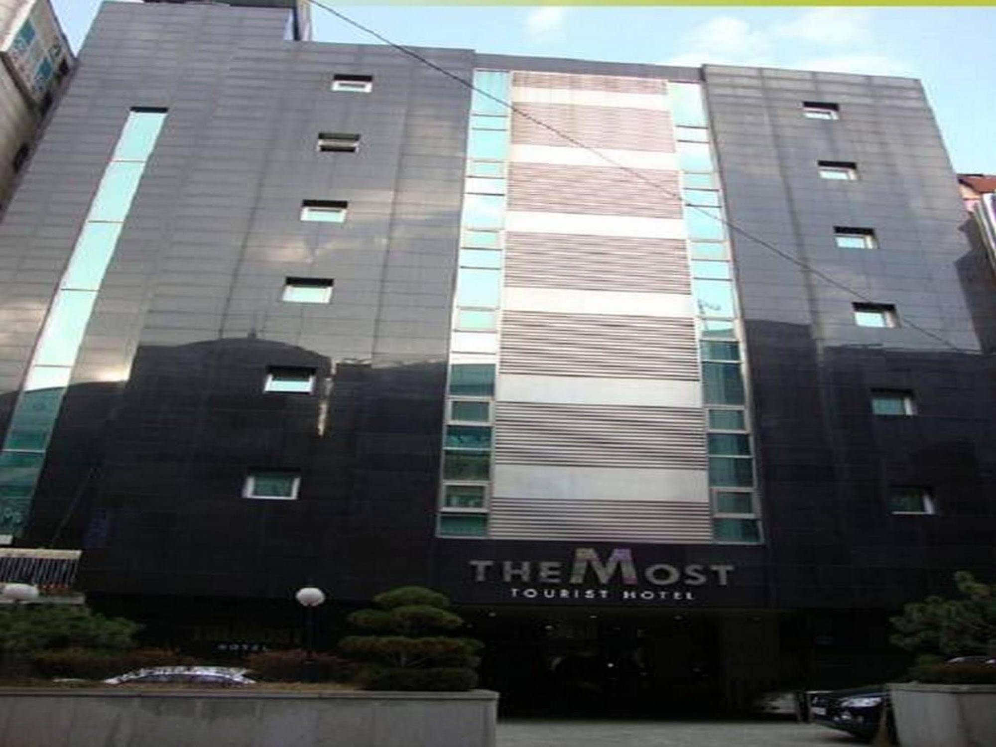 The Most Hotel Suwon Exteriör bild